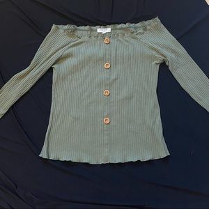 2 OFF THE SHOULDER WITH BUTTONS SHIRTS